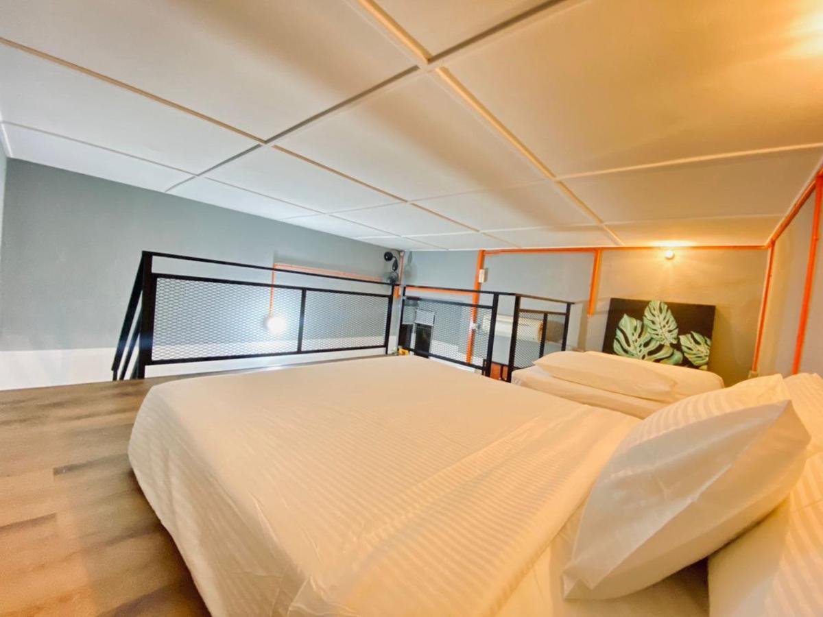 Ardour Lodge "A" Wing Tanjung Bungah  Exteriör bild