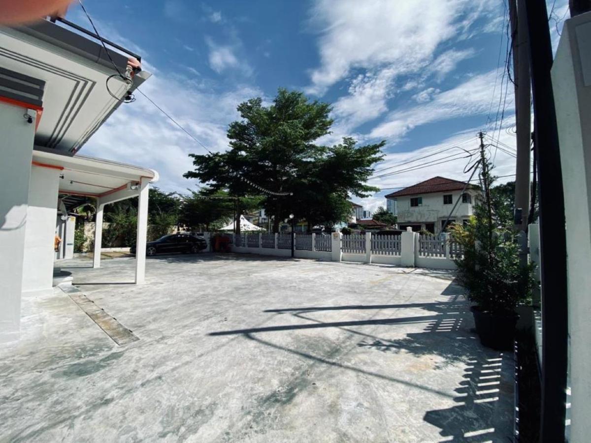 Ardour Lodge "A" Wing Tanjung Bungah  Exteriör bild