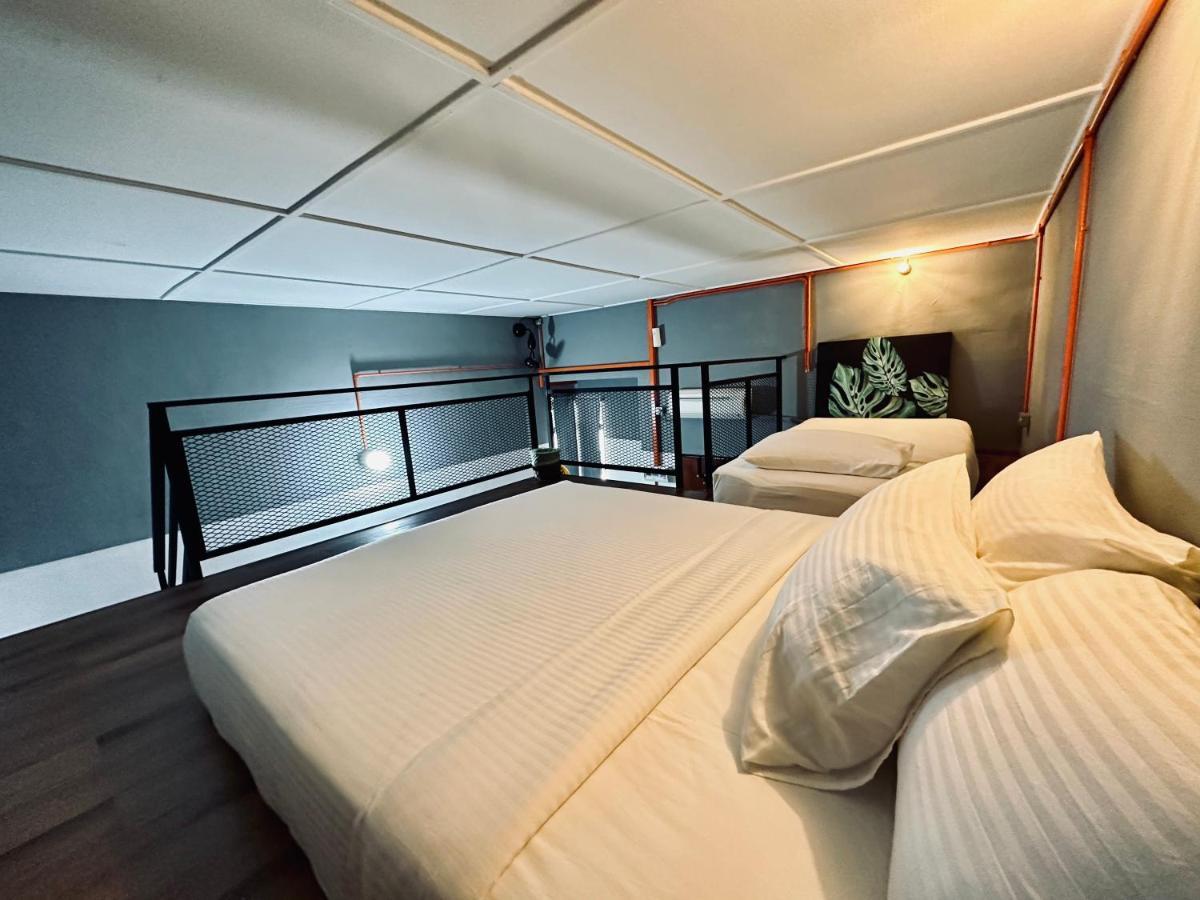 Ardour Lodge "A" Wing Tanjung Bungah  Exteriör bild