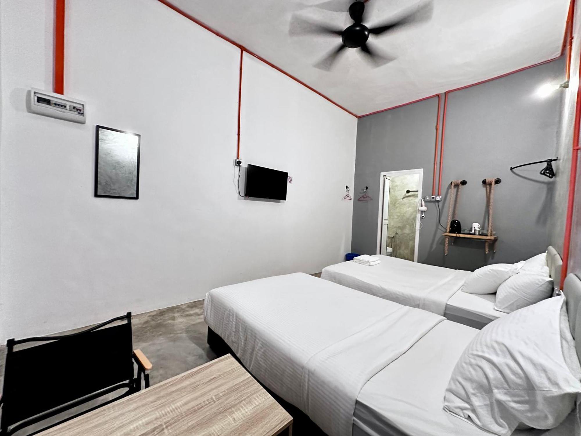 Ardour Lodge "A" Wing Tanjung Bungah  Exteriör bild